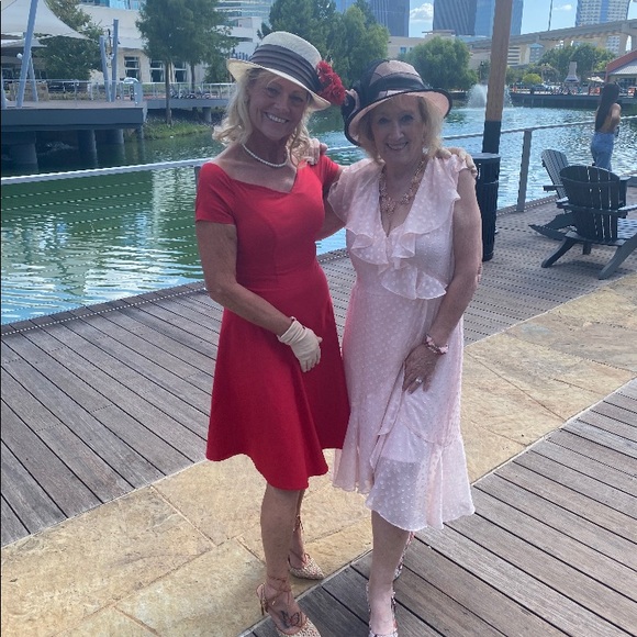 Meet your Posher, Nancy - Picture 9 of 12